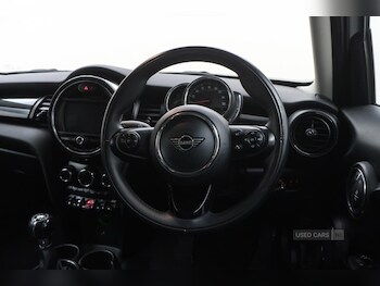 Used MINI Hatch 2018 for sale - 75602013: Photo