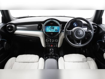Used MINI Hatch 2024 for sale - 79159425: Photo