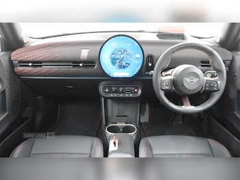 Used MINI Hatch 2024 for sale - 77684588: Photo