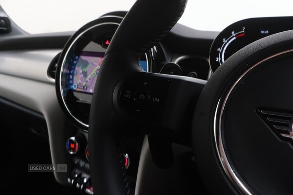 Used MINI Convertible 2023 for sale - 76248294: Photo 16