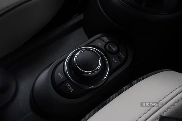 Used MINI Convertible 2023 for sale - 76248294: Photo 29