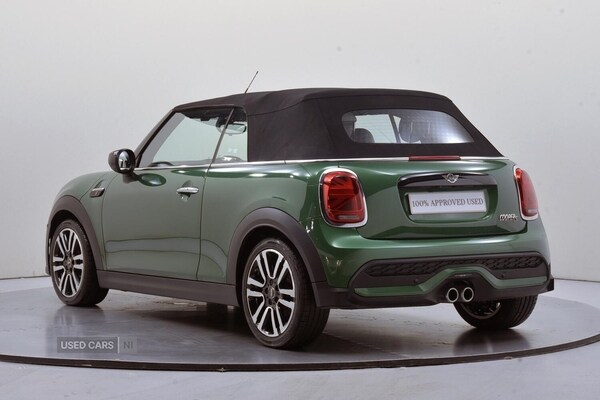 Used MINI Convertible 2023 for sale - 76248294: Photo 2