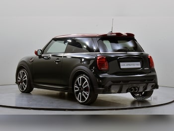 Used MINI Hatch 2024 for sale - 76419206: Photo