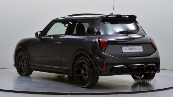 Used MINI Hatch 2025 for sale - 77244273: Photo 2