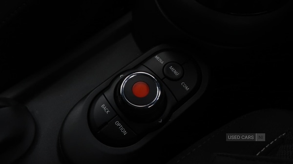 Used MINI Convertible 2019 for sale - 76997966: Photo 17