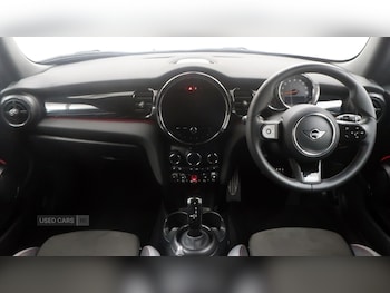 Used MINI Hatch 2023 for sale - 77018049: Photo