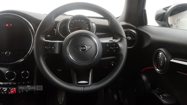 Used MINI Hatch 2023 for sale - 77018049: Photo 6