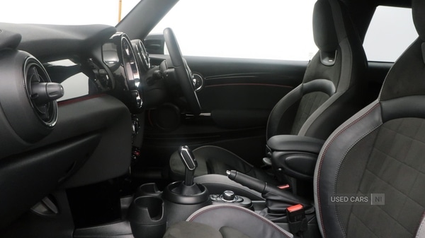 Used MINI Hatch 2023 for sale - 77018049: Photo 8