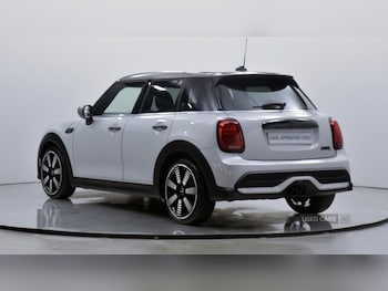 Used MINI Hatch 2021 for sale - 77970823: Photo