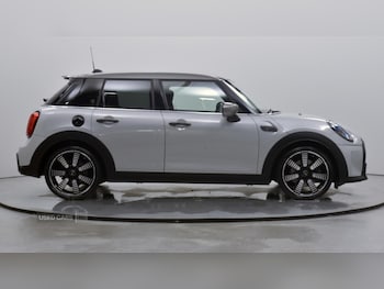 Used MINI Hatch 2021 for sale - 77970823: Photo