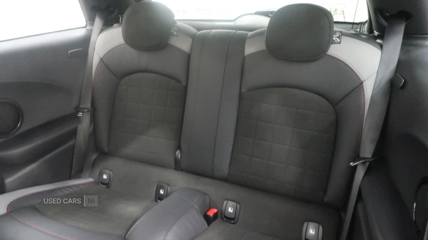 Used MINI Hatch 2022 for sale - 77098799: Photo 12