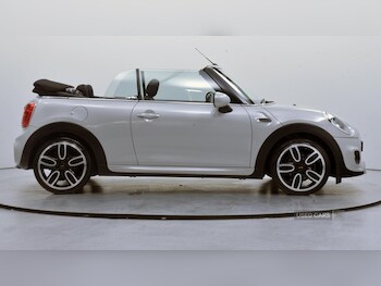 Used MINI Convertible 2017 for sale - 77244231: Photo