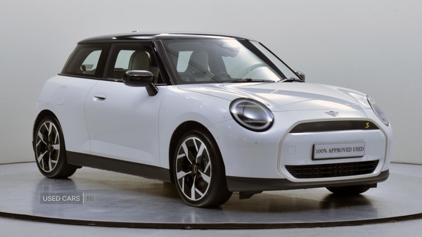 Used MINI Cooper 2025 for sale - 76500160: Photo 1