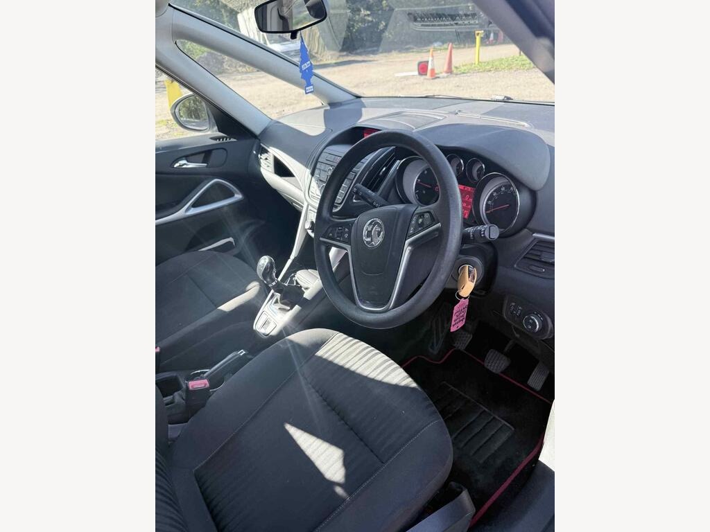 Used Vauxhall Zafira 2015 for sale - 76158684: Photo 13