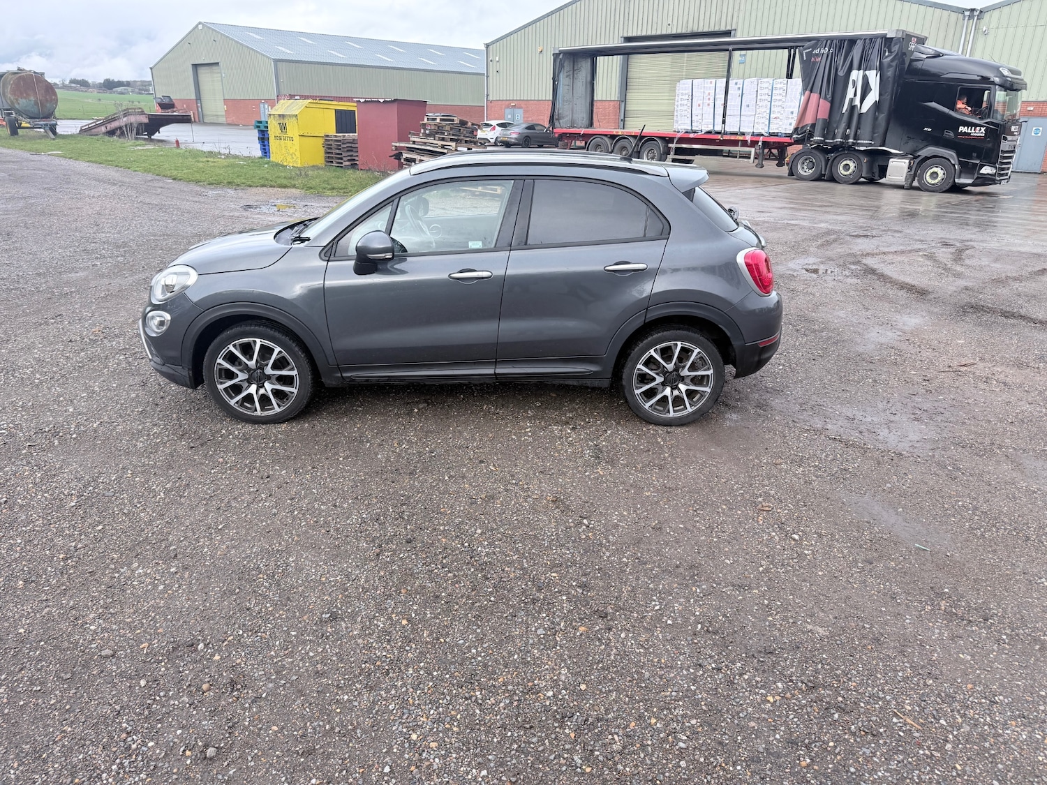 Used Fiat 500X 2015 for sale - 77508251: Photo 4