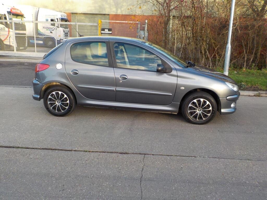 Used Peugeot 206 2009 for sale - 76897208: Photo 3