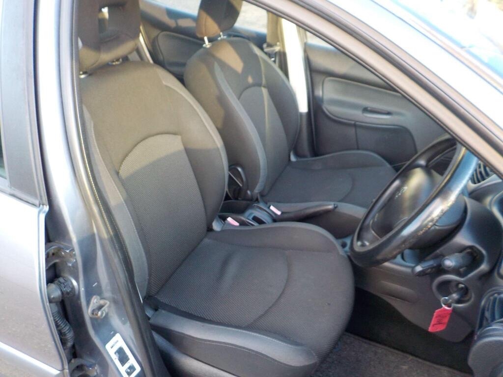 Used Peugeot 206 2009 for sale - 76897208: Photo 5
