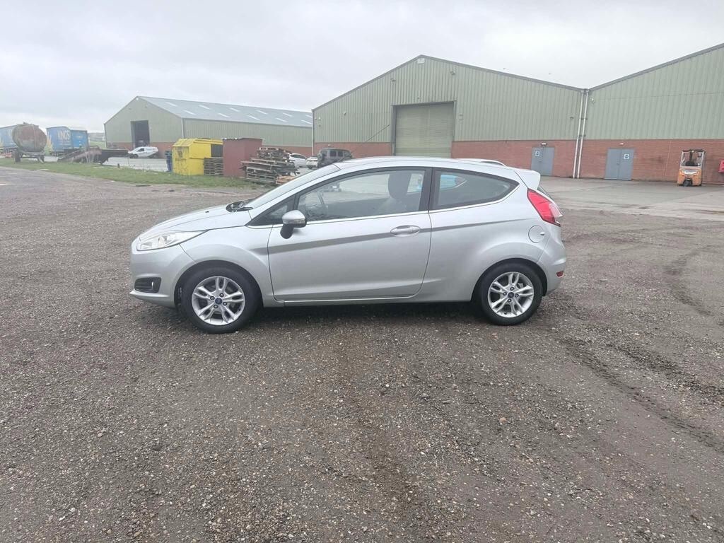 Used Ford Fiesta 2015 for sale - 77548045: Photo 3