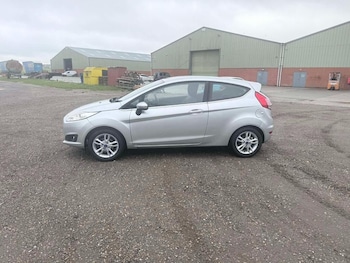 Used Ford Fiesta 2015 for sale - 77548045: Photo