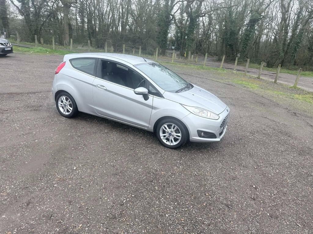 Used Ford Fiesta 2015 for sale - 77548045: Photo 5