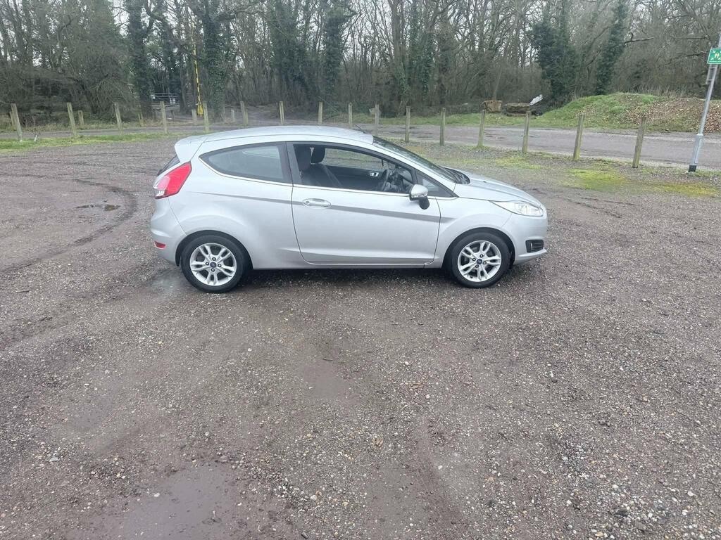 Used Ford Fiesta 2015 for sale - 77548045: Photo 8