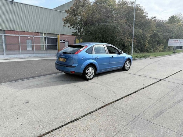 Used Ford Focus 2007 for sale - 76273102: Photo 13