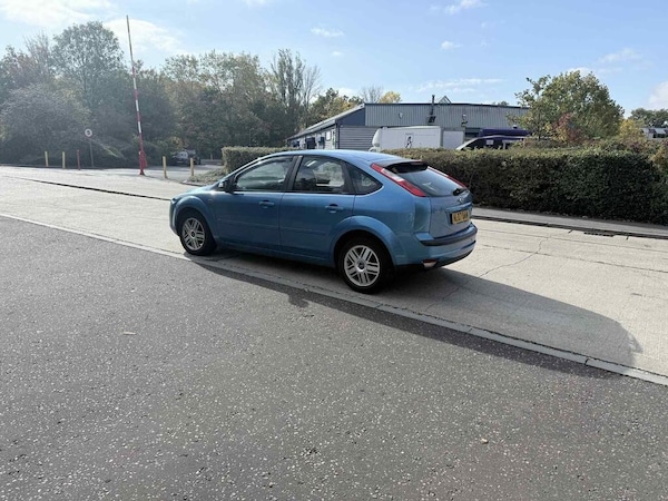 Used Ford Focus 2007 for sale - 76273102: Photo 17