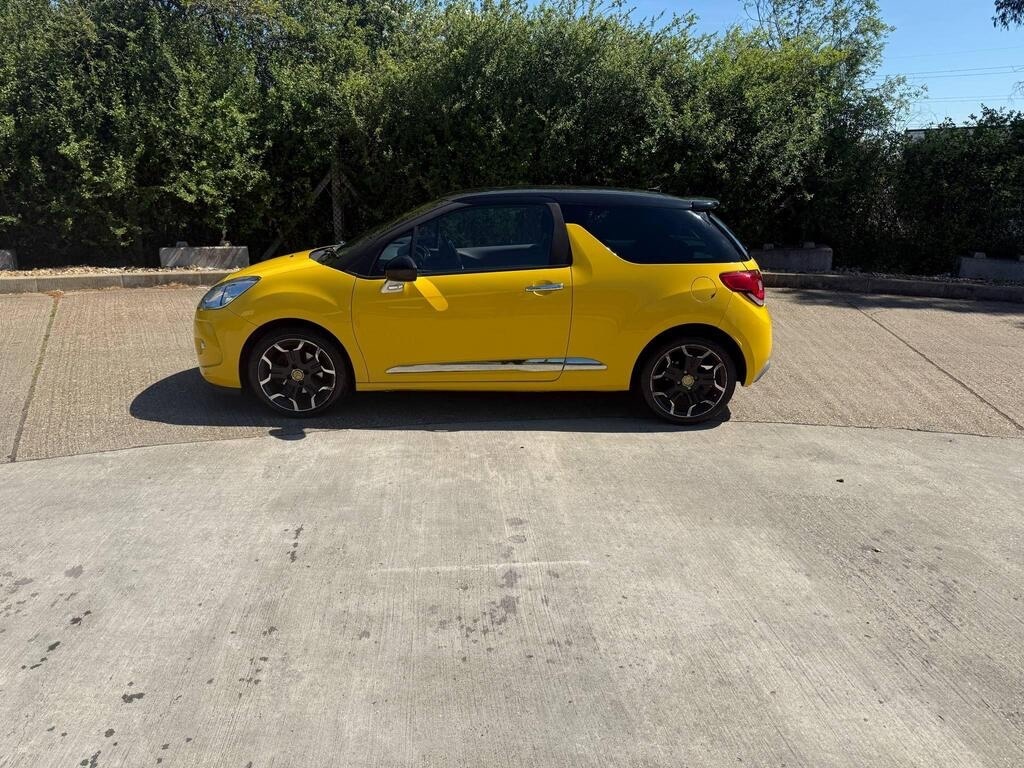 Used Citroen DS3 2011 for sale - 76725990: Photo 2