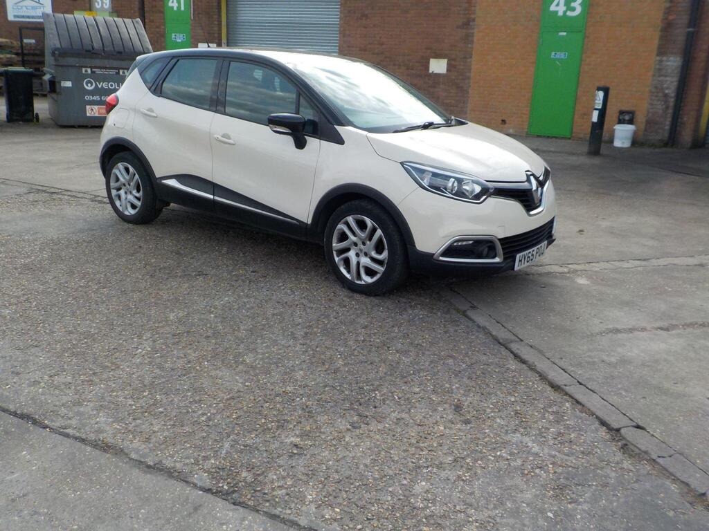 Used Renault Captur 2015 for sale - 78224204: Photo 2