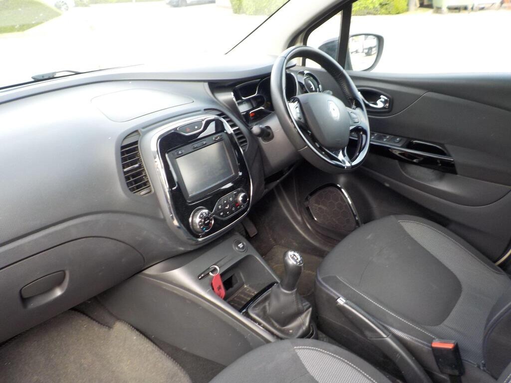 Used Renault Captur 2015 for sale - 78224204: Photo 3