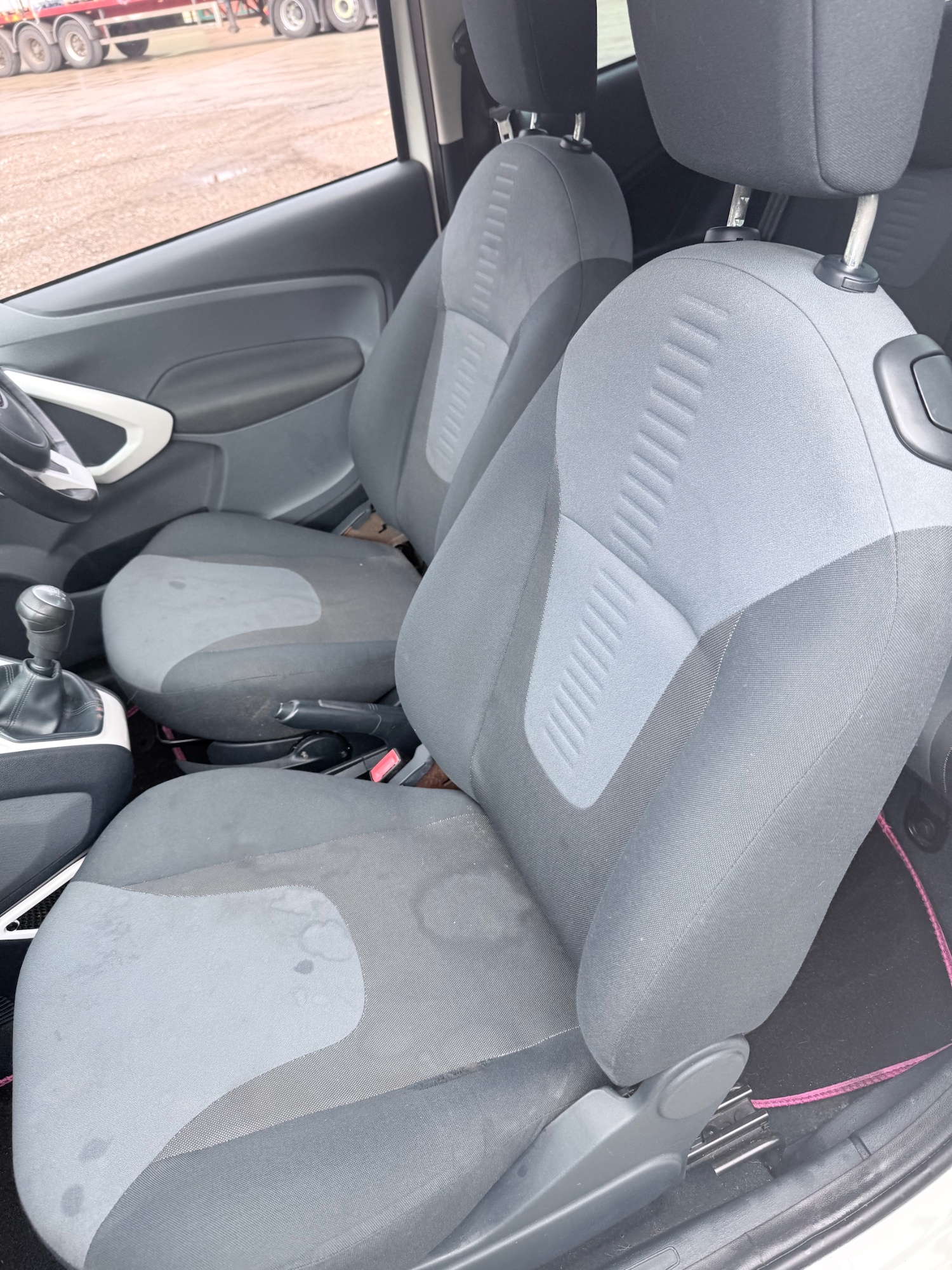 Used Ford Ka 2013 for sale - 77508261: Photo 7