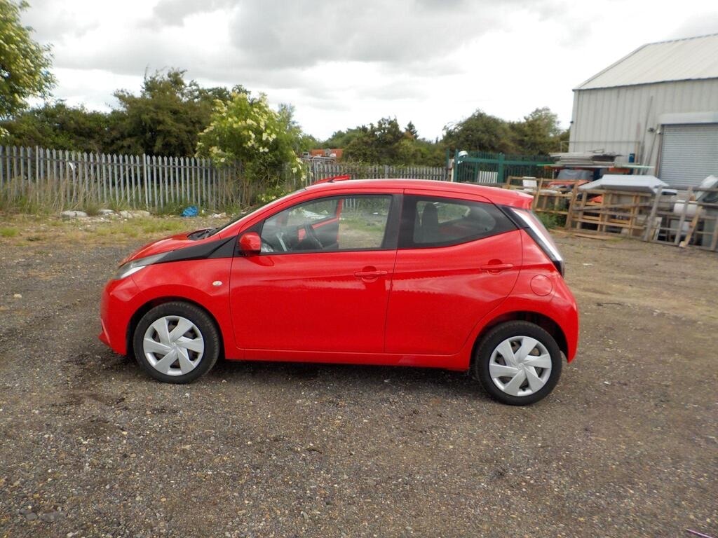 Used Toyota AYGO 2015 for sale - 77113929: Photo 9