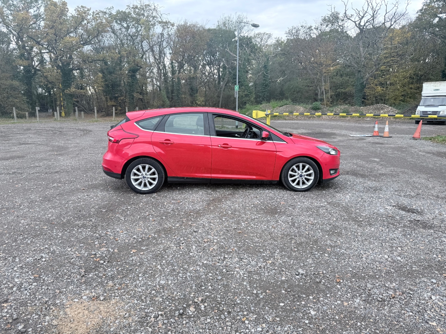 Used Ford Focus 2015 for sale - 76511166: Photo 1