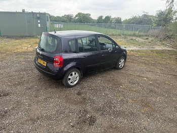 Used Renault Grand Modus 2010 for sale - 77111796: Photo