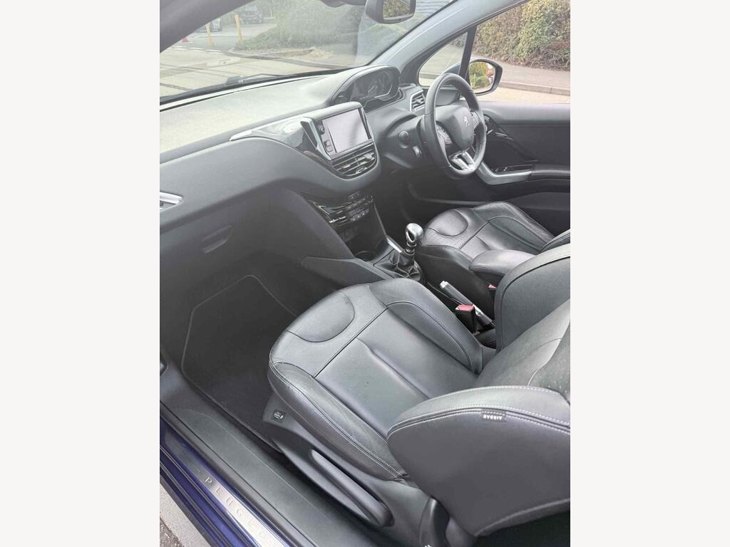 Used Peugeot 208 2012 for sale - 76158361: Photo 9