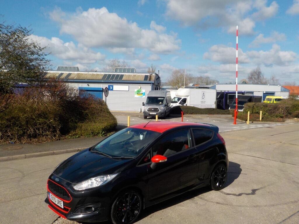 Used Ford Fiesta 2015 for sale - 77921773: Photo 13