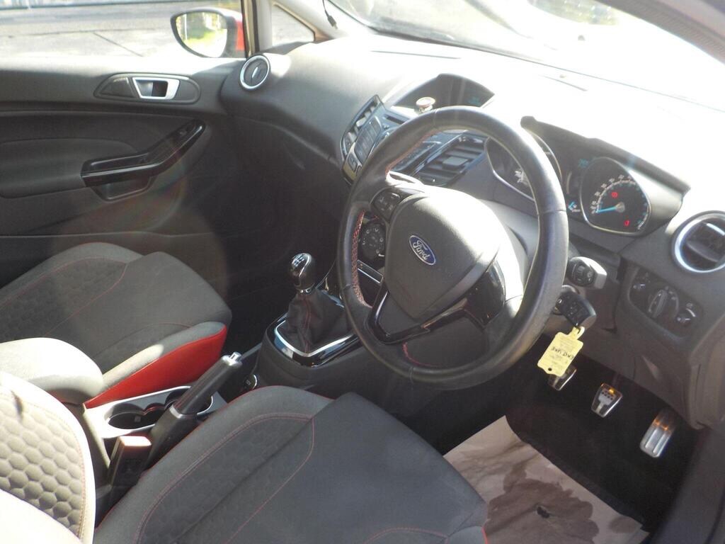 Used Ford Fiesta 2015 for sale - 77921773: Photo 14
