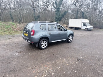 Used Dacia Duster 2014 for sale - 77508217: Photo