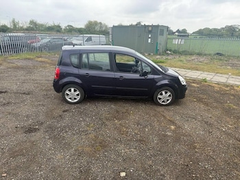 Used Renault Grand Modus 2010 for sale - 75689913: Photo