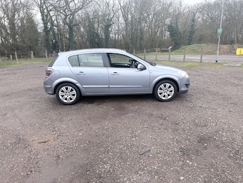Vauxhall Astra feature image