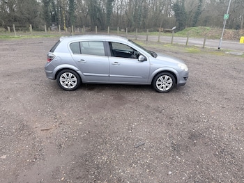 Used Vauxhall Astra 2009 for sale - 77508254: Photo