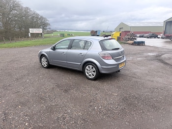 Used Vauxhall Astra 2009 for sale - 77508254: Photo