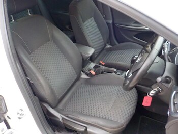 Used Vauxhall Astra 2018 for sale - 77921736: Photo