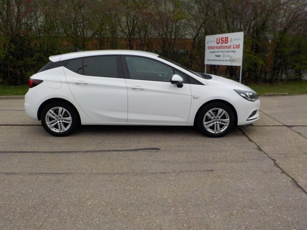 Used Vauxhall Astra 2018 for sale - 77921736: Photo 8