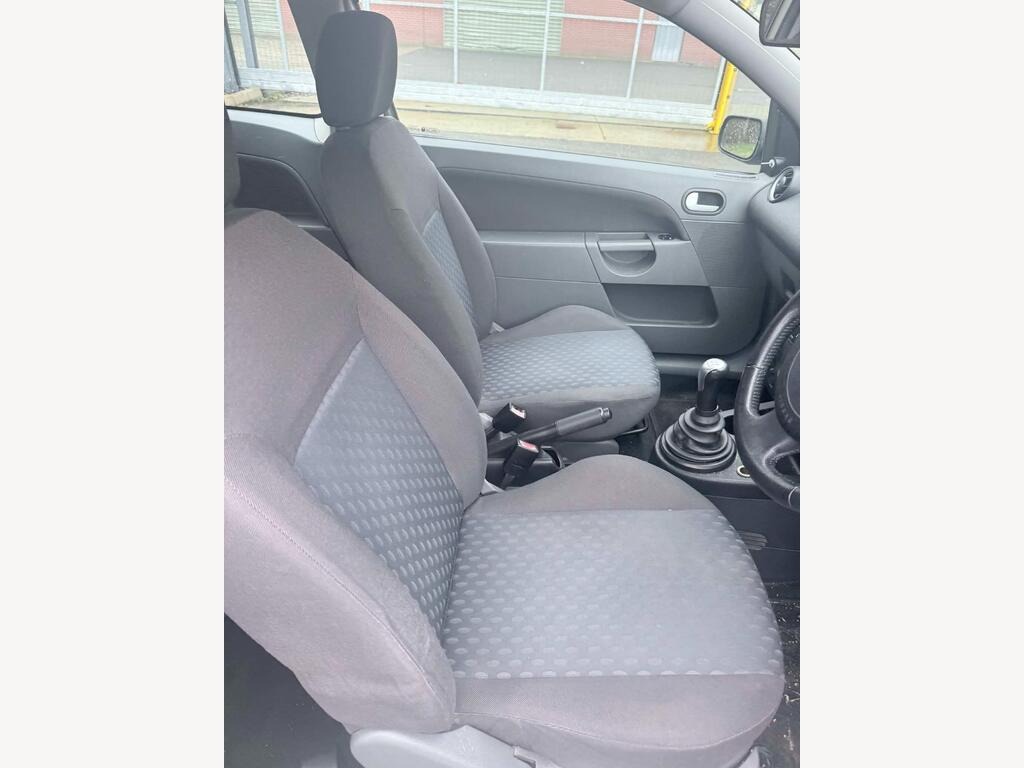 Used Ford Fiesta 2003 for sale - 77744390: Photo 12