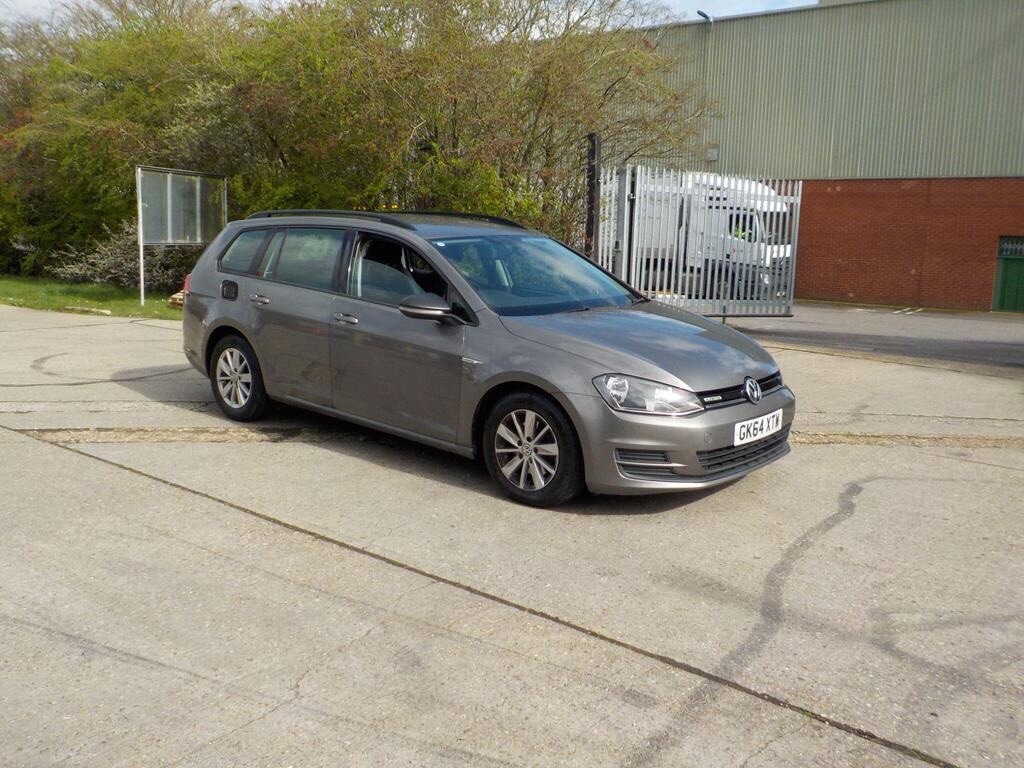 Used Volkswagen Golf 2014 for sale - 77921765: Photo 2