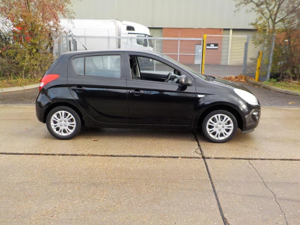 Used Hyundai i20 2010 for sale - 76725956: Photo 1