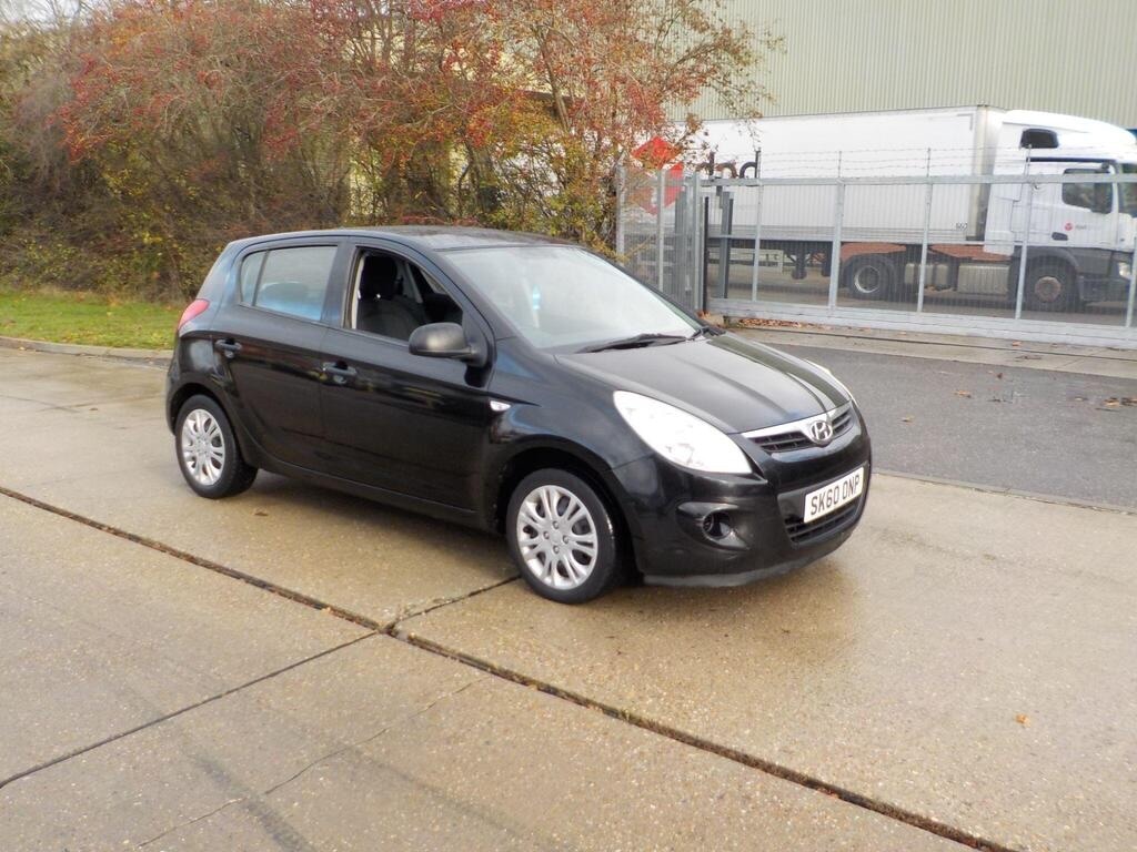 Used Hyundai i20 2010 for sale - 76725956: Photo 4