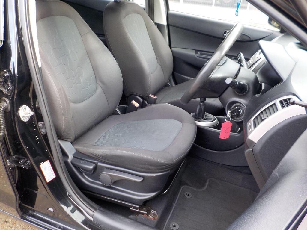 Used Hyundai i20 2010 for sale - 76725956: Photo 5