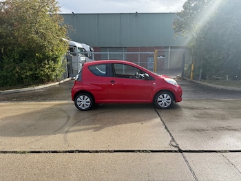 2012 (12) - 1.0i VTR 3dr